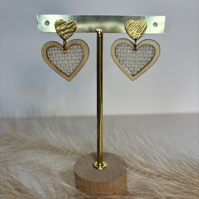 Boucles d’oreilles cœur en bois