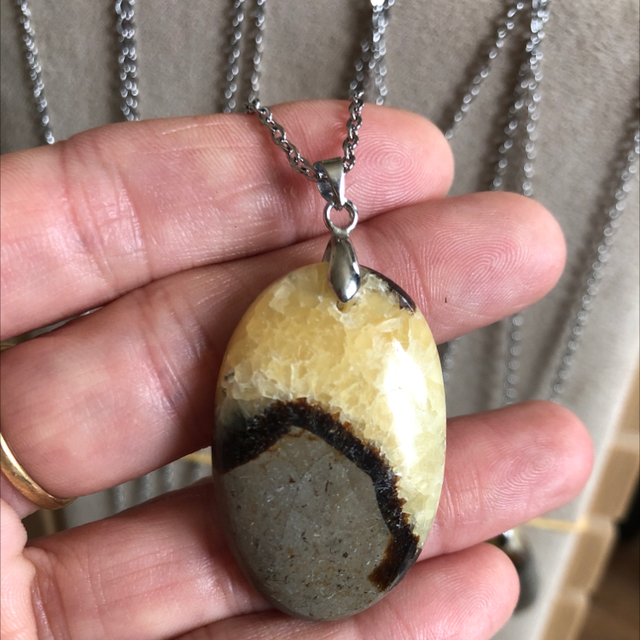 Pendentif Septaria A