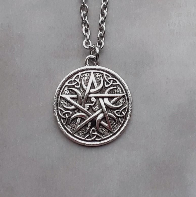 Celtic Pentagram Necklace 