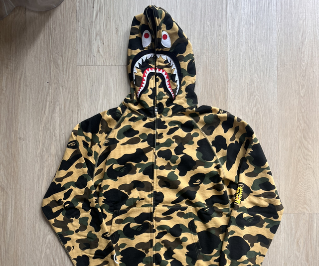 Bape shark hoodie size XL preowned condizioni 9,5/10