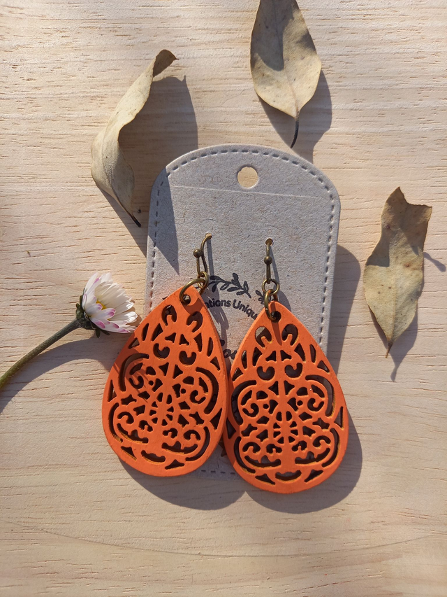Boucles d&#039;oreilles Bois - arabesques - orange