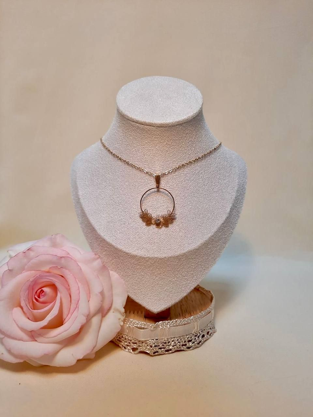 Collier Rosa