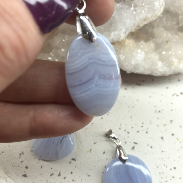 Pendentif Calcédoine bleue AA 