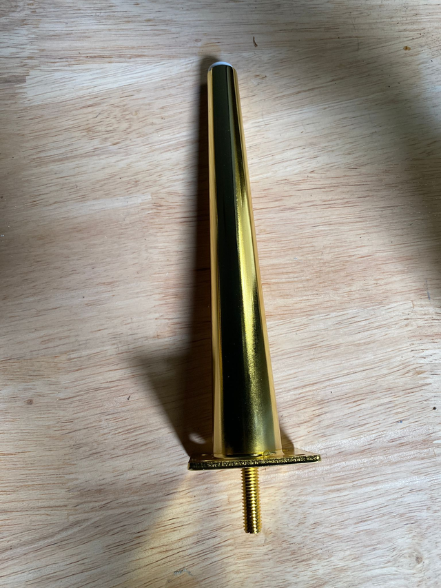 Pied de fauteuil arrondi long (Doré)