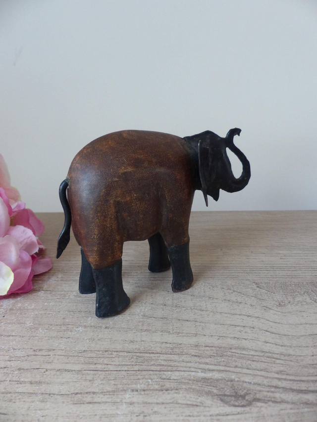 Figurine éléphant en bois et métal, Eléphant sculpté en bois, artisanat indien, Vintage wood and Iron elephant, sculpture éléphant cadeau