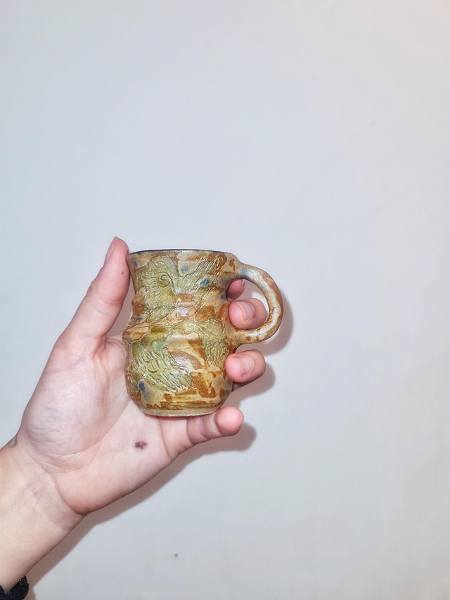 Petite tasse cire et plomb