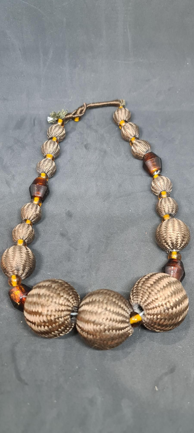 Collier tissu vintage 1950