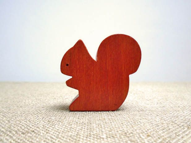 Ecureuil v3 teinte Merisier