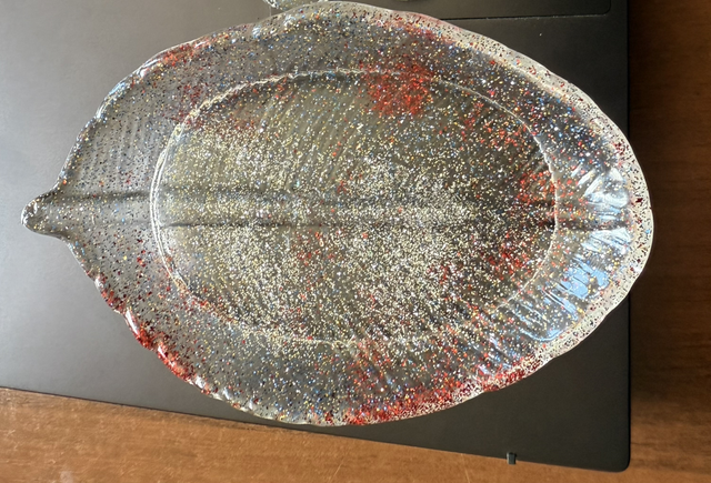 Dekoratyvinė lėkštė „Spindesio bangos“