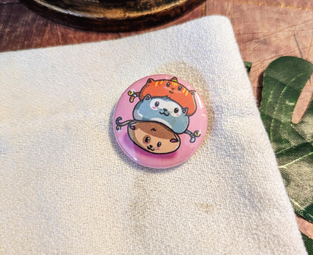 Mini Badge "Chats empilés" - 25 mm 