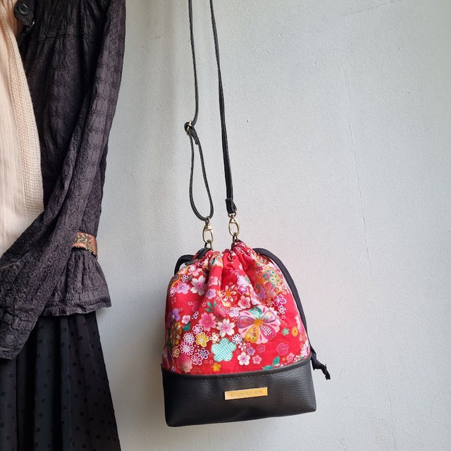 Baluchon "Miya rouge & simili cuir noir