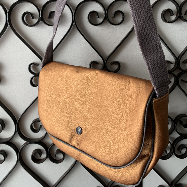 Sac à main en similicuir cuivre 