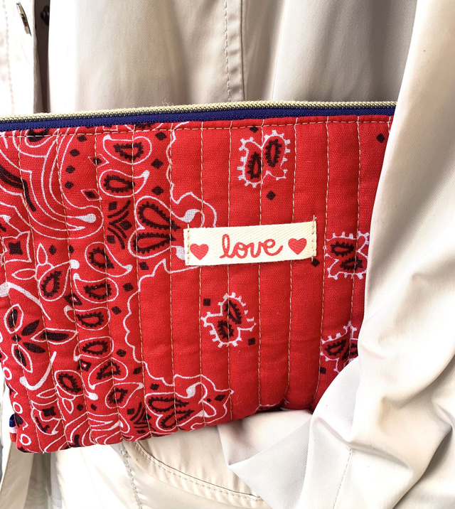 Pochettes doublées et matelassées bandana rouge