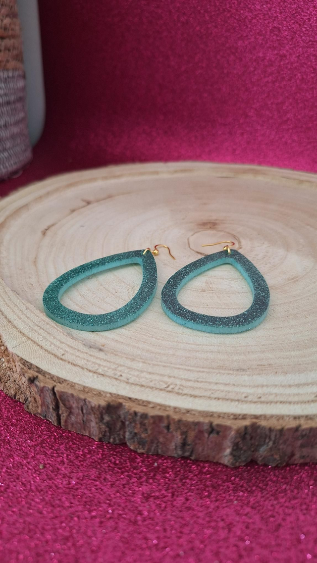 Boucles d'oreilles maxi gouttes paillettes turquoises 