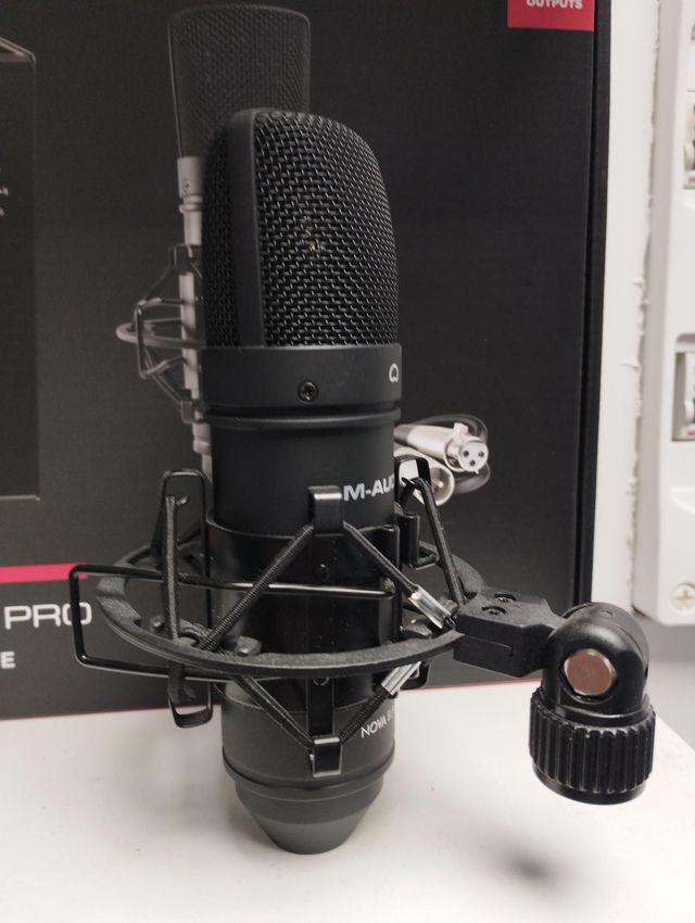 Micro De Studio M-Audio Nova Black