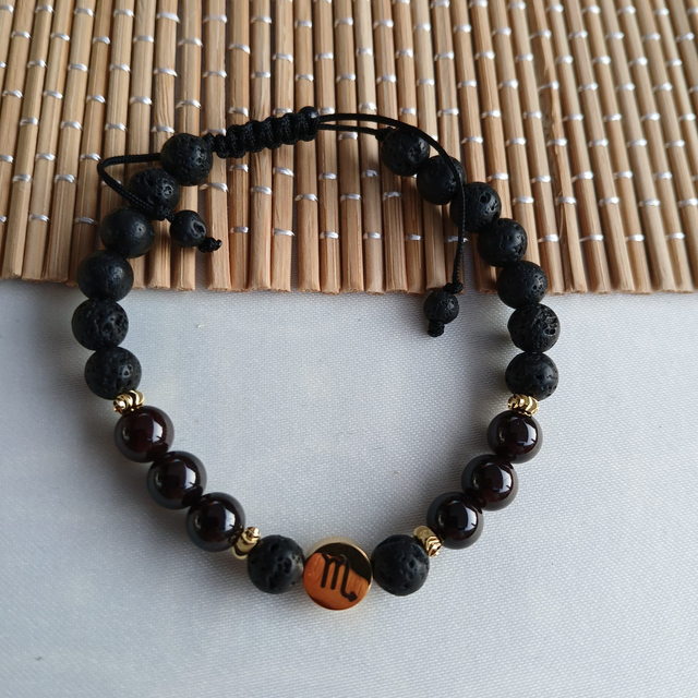 Sterrenbeeld armband Schorpioen - Lavasteen en Granaat (7.034)