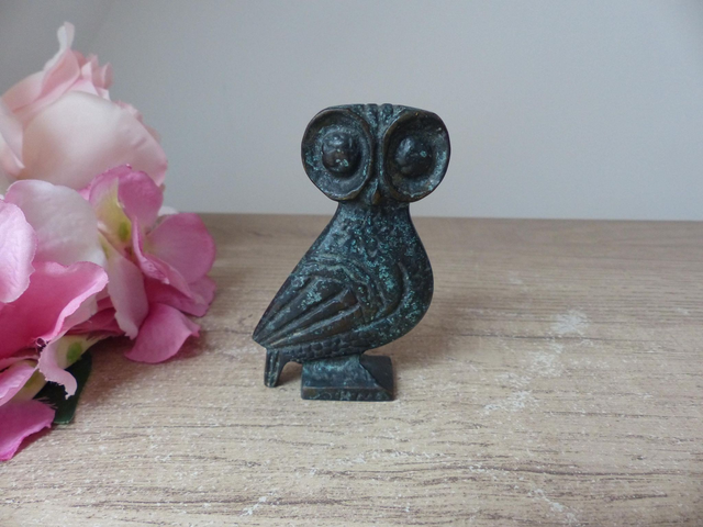 Figurine chouette plate d'Athéna en métal, symbole de sagesse, petit hibou sculpture d'art grec, sculpture chouette porte-bonheurstatuette