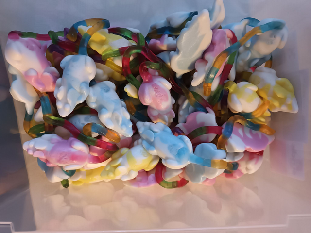 MIMI LA SOURIS ( VENDU PAR 100 GRAMMES )