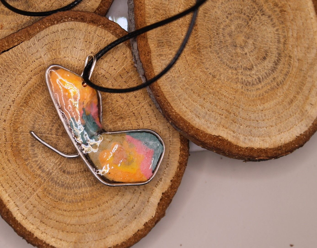 Kaulakoru -  Perhonen