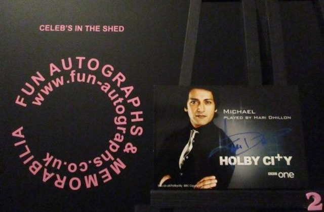 Hari Dhillon (Michael) Authentic Autographed Holby City 6x4 Cast Card (2)