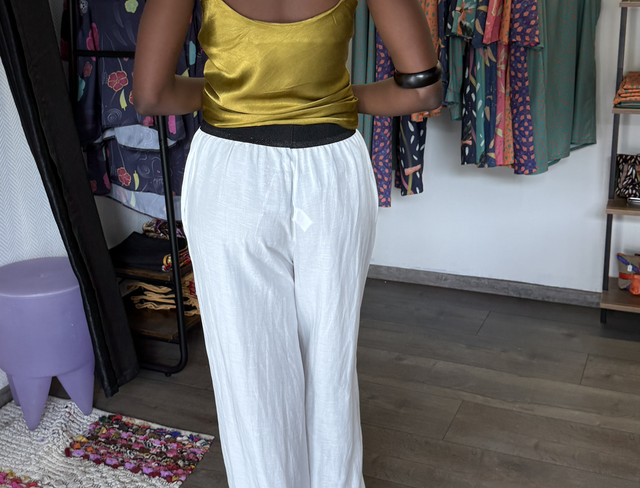 Pantalon lin blanc élastique noir à la taille
