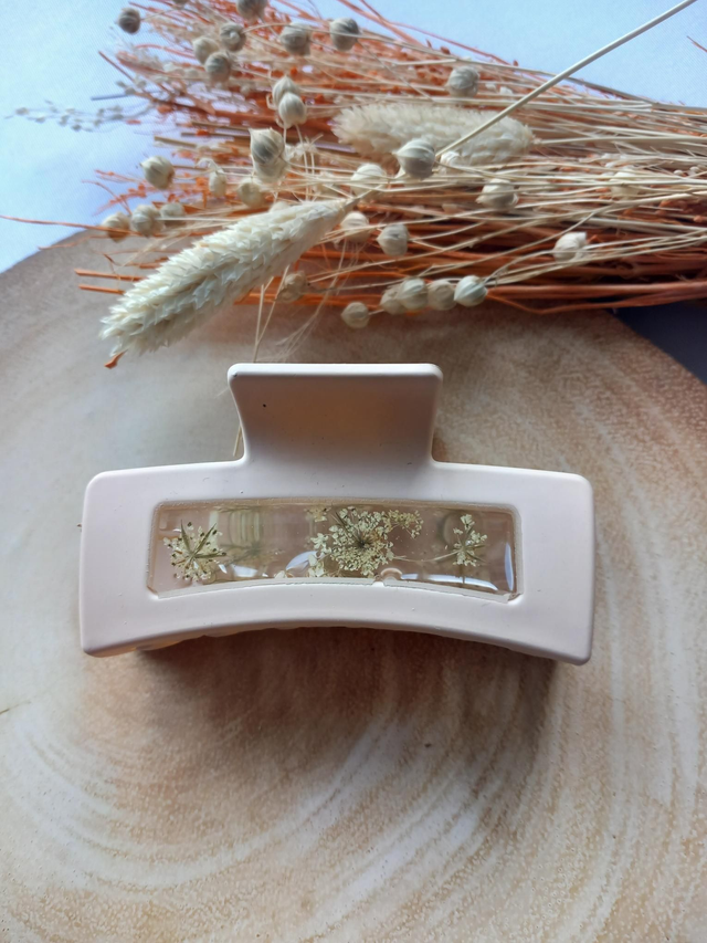 Barrette reine Anne