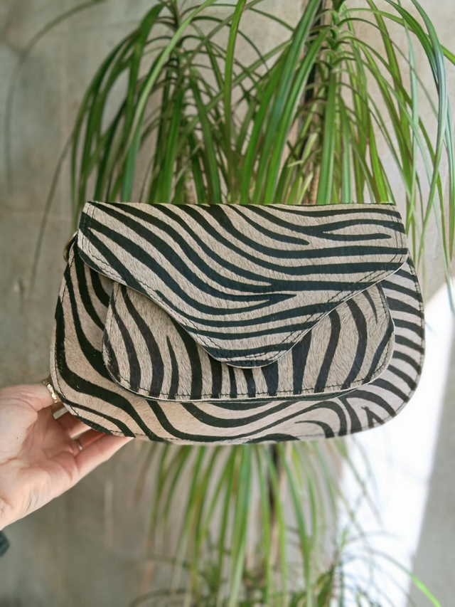 Mala em pele animalprint 