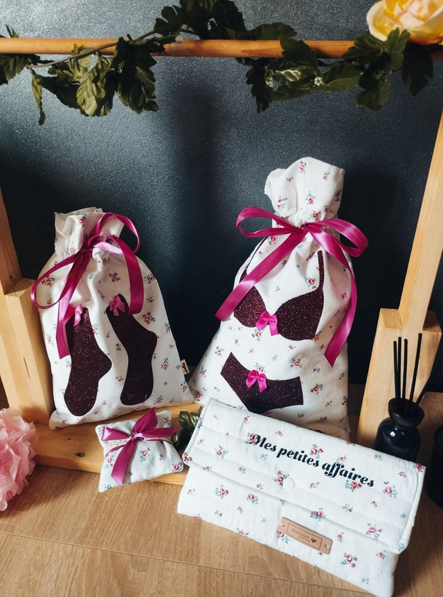 Ensemble pochettes pour souvêtements(en stock)