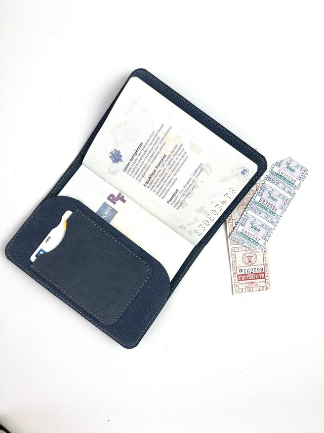 Protège-passeport livret cuir LE VOYAGEUR