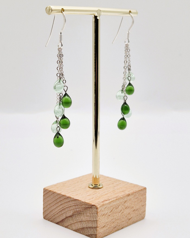 Boucles d'oreilles Gouttes vertes foncées et vertes claires