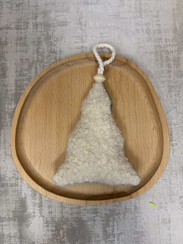 Sapins de Noël à suspendre – Velours côtelé taupe & sherpa blanc