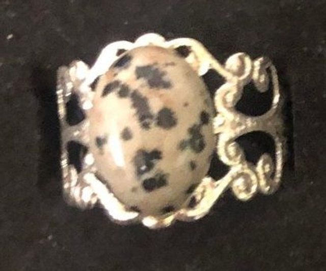 jaspe dalmatien (bague baroque argentée) 