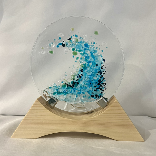 Cresting Wave – Small Fused Glass Circle with Stand