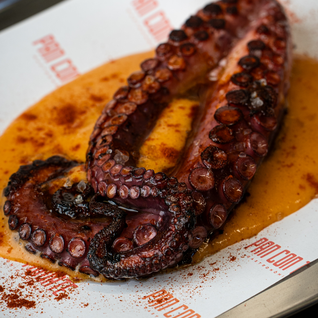 Pulpo al grill - pommes de terre parmentier fumé 🐙