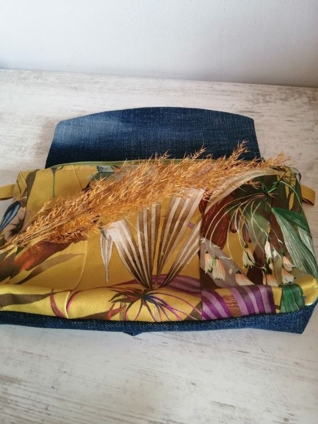 Sac fleurs automnales upcyclé