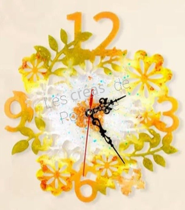 Horloge fleurs à personnaliser