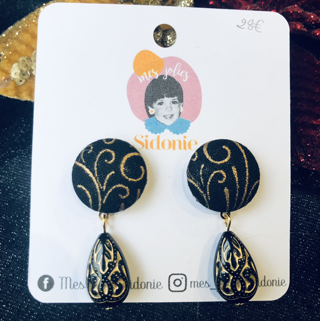 Mini Sidonie noir arabesques dorée pendantes