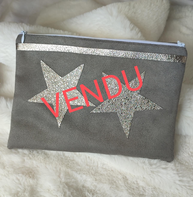VENDU/Pochette gris souris 