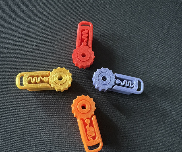 Fidget spin clicker Random colour 