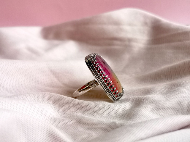 Rainbow Quartz Ring - Size M1/2
