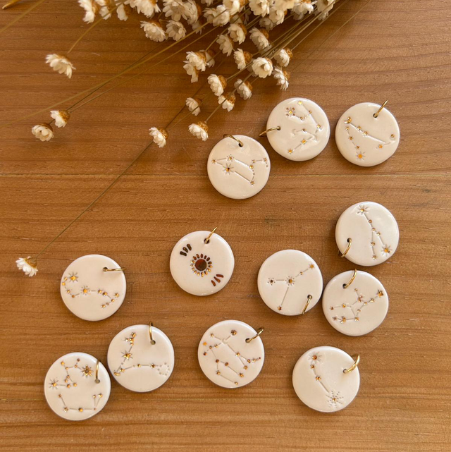 Médaillon en porcelaine ✨ constellation astrologique 