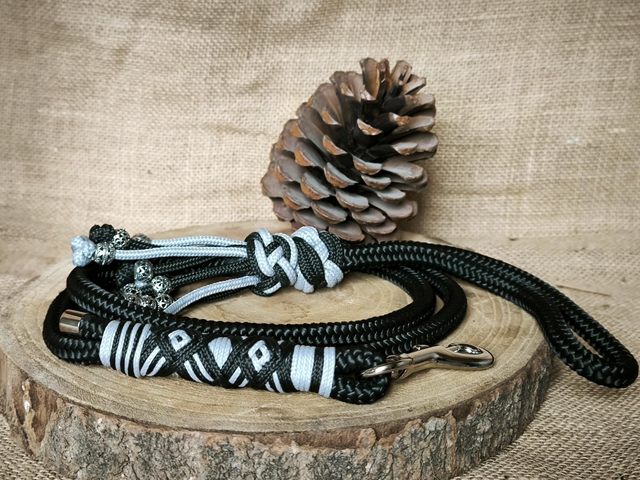 🖤 Collier & Laisse "Ébène Élégance"