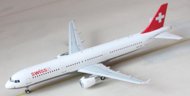 A321 Swiss HB-IOK Metall  JFOX