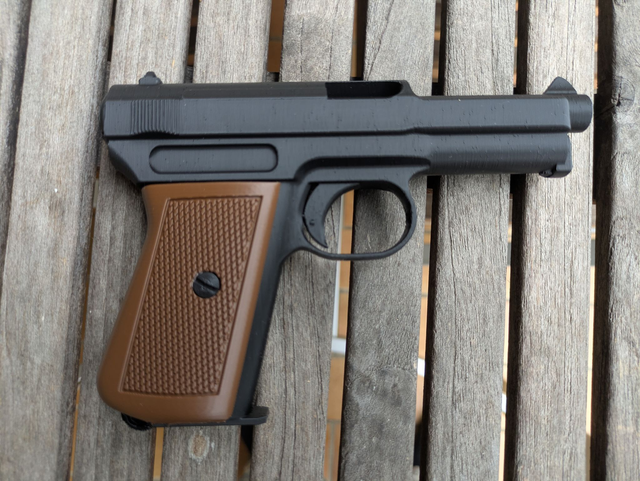 Pistolet Mauser 1914 Allemand (1939–1945) – Reproduction factice