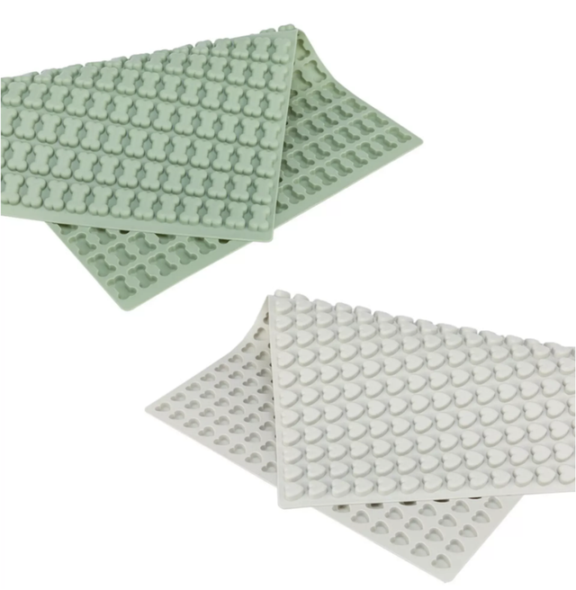 Backmatte 'Herz/Knochen' von Trixie