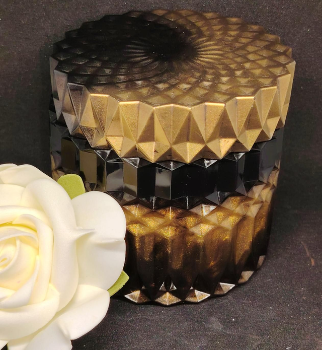 Boite diamant golden black