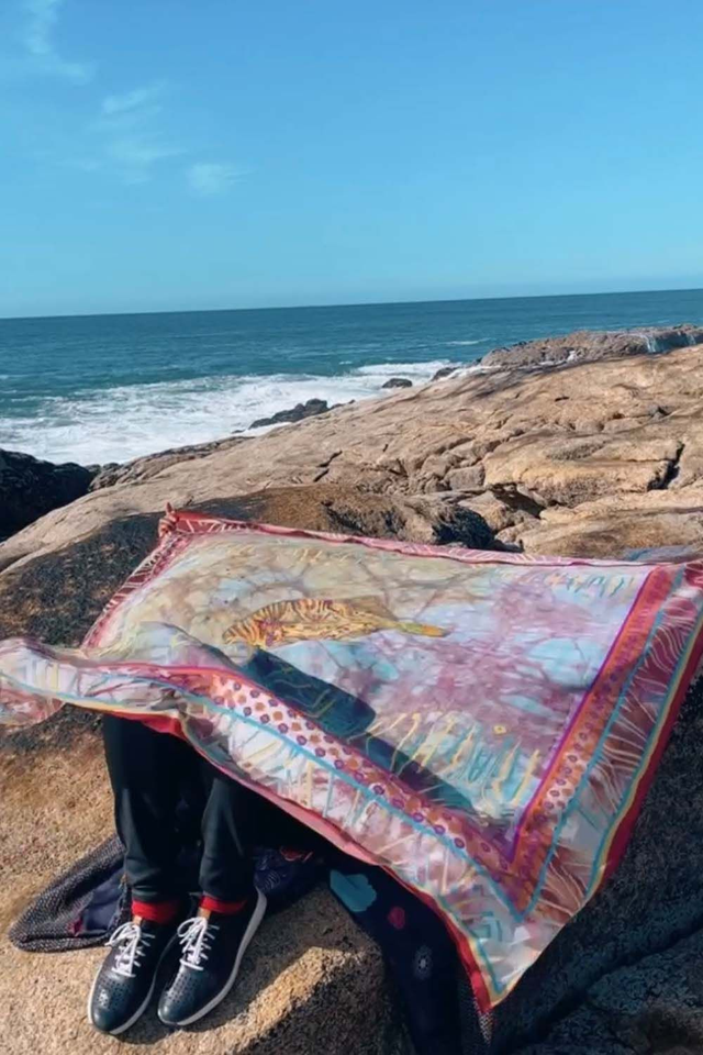 Foulard carré Emanzine  Voile  140 cm x 140 cm