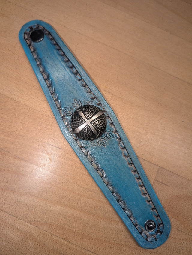 Bracelet Turquoise et concho argenté.