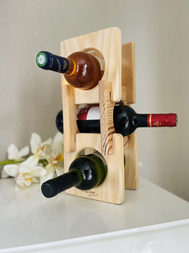 Porte-Bouteilles en Bois à Étage – 3 Bouteilles