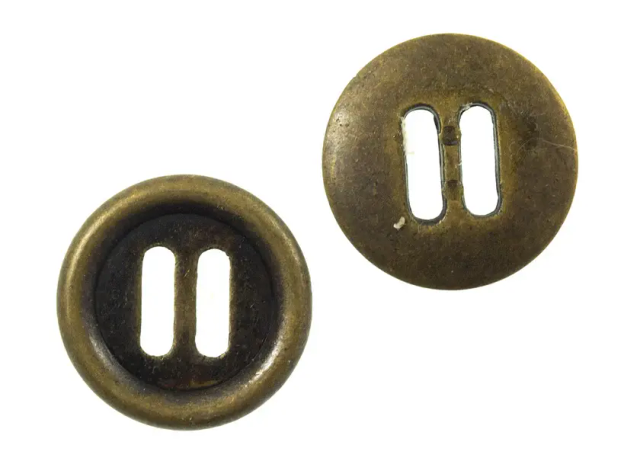 Schlitznopf aus Metall